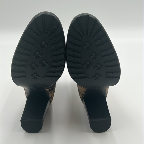 Lauren Ralph Lauren Mylah Gold Distressed Leather Ankle Boots 7B New With Box - Picture 8 of 10